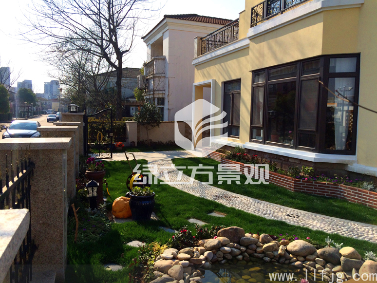 别墅庭院设计效果图,花园设计效果图,庭院绿化,花园景观设计,苏州花园设计,花园木作,山茶树,防腐木廊架,自然式水池,小木桥,花园灯具,花坛,洗手池,小木桥,小桥,花园设计实景,卵石路,花园养护,花园管家,花园绿化,庭院绿化 别墅庭院设计效果图,花园设计效果图,庭院绿化,花园景观设计,苏州花园设计,花园木作,山茶树,防腐木廊架,自然式水池,小木桥,花园灯具,花坛,洗手池,小木桥,小桥,花园设计实景,卵石路,花园养护,花园管家,花园绿化,庭院绿化