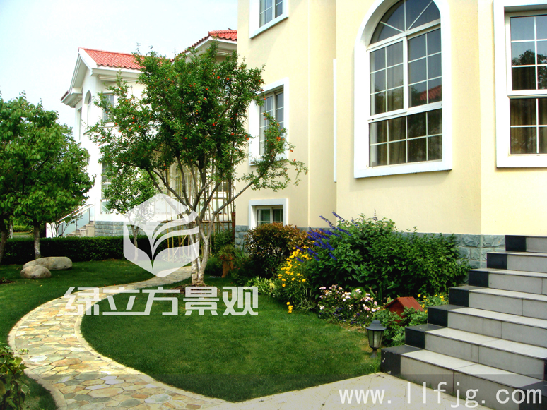 别墅庭院