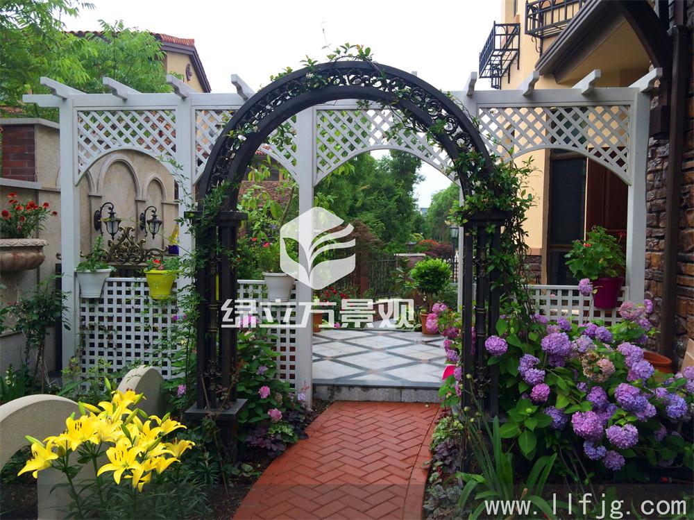 苏州庭院设计，庭院设计，花园设计，病虫害防治，庭院养护，花境养护，百合花，百合养护